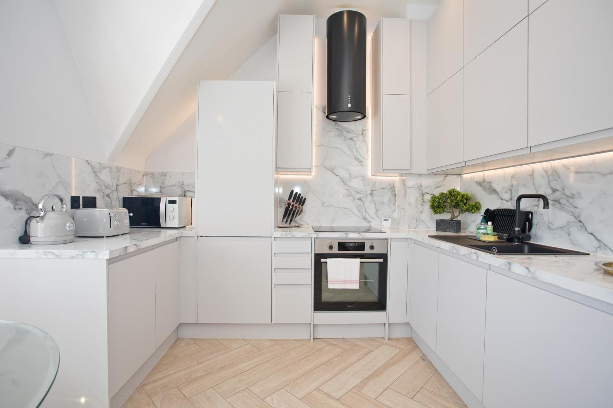 Ultra Stylish Apt Set In An Affluent Location Poole Kültér fotó