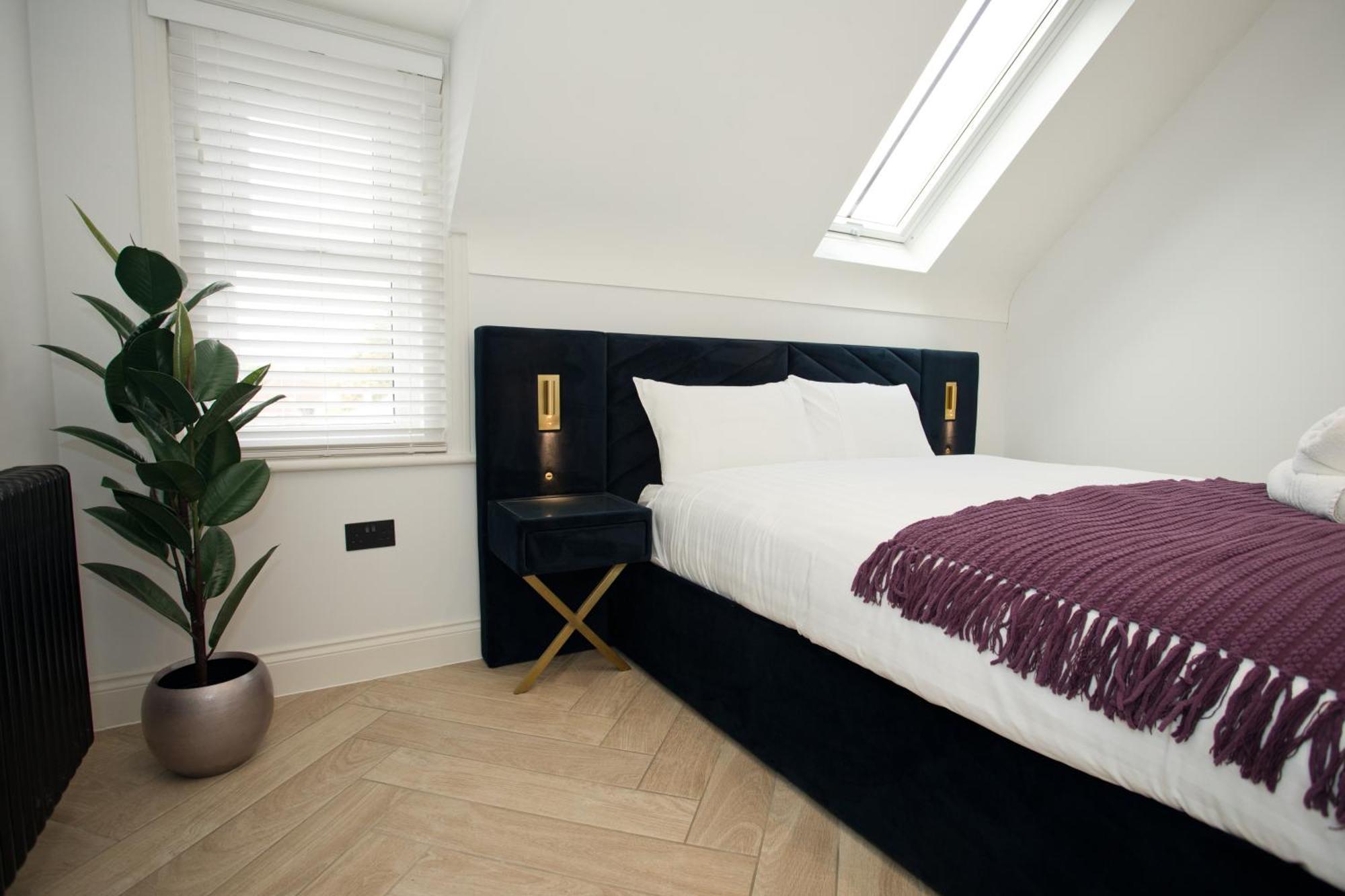 Ultra Stylish Apt Set In An Affluent Location Poole Kültér fotó