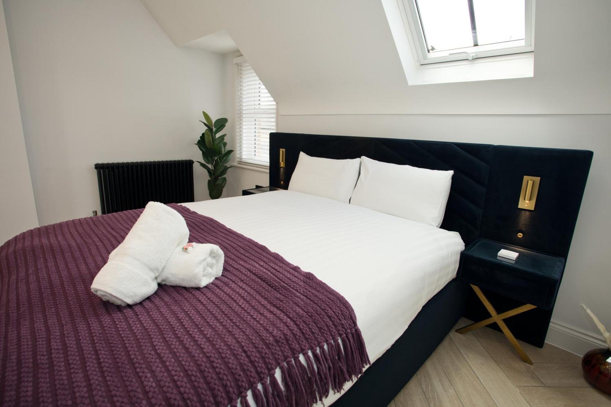Ultra Stylish Apt Set In An Affluent Location Poole Kültér fotó